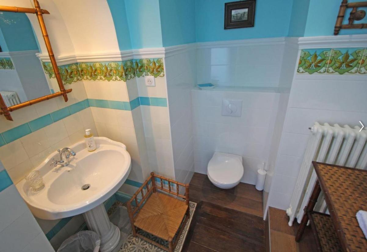 Bed and Breakfast Domaine De Bort Saint-Priest-Taurion Esterno foto