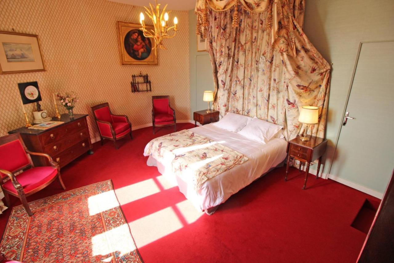 Bed and Breakfast Domaine De Bort Saint-Priest-Taurion Esterno foto