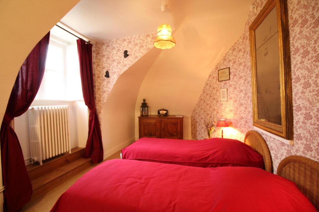 Bed and Breakfast Domaine De Bort Saint-Priest-Taurion Esterno foto